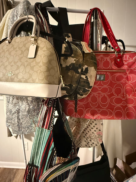 Purses & accessories